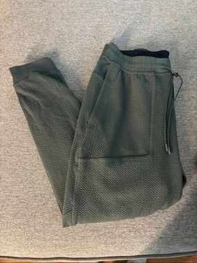 Lululemon At Ease Jogger
